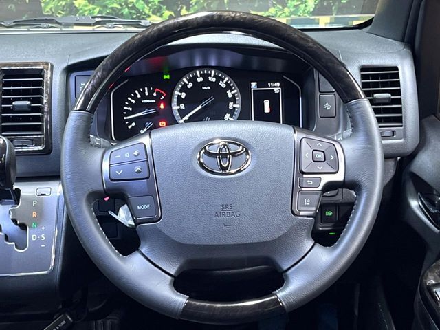 TOYOTA HIACE van 2WD 2023