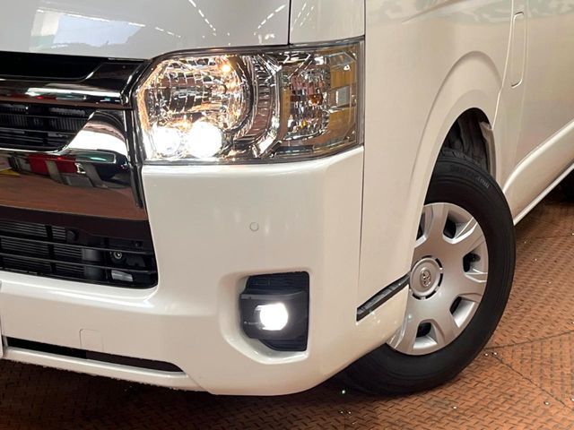 TOYOTA HIACE van 2WD 2023