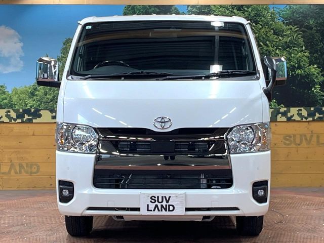 TOYOTA HIACE van 2WD 2023