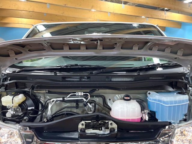 TOYOTA HIACE van 2WD 2023