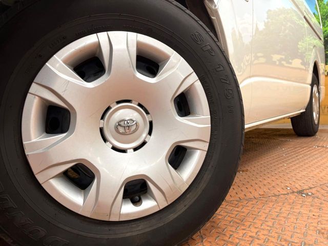 TOYOTA HIACE van 2WD 2023