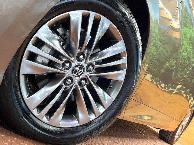 TOYOTA ALPHARD hybrid 4WD 2024