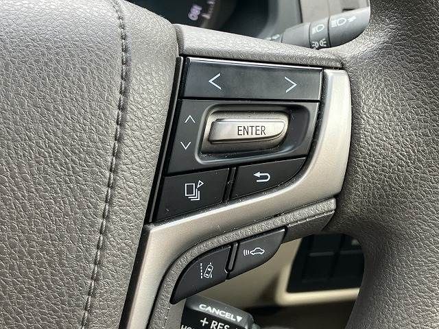 TOYOTA LANDCRUISER PRADO 2019