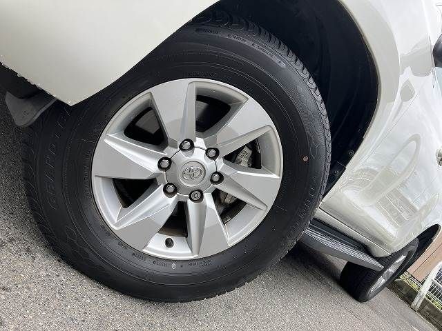 TOYOTA LANDCRUISER PRADO 2019