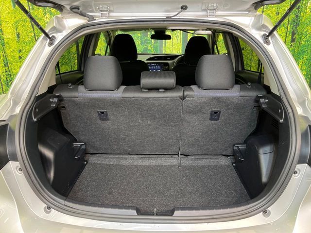 TOYOTA VITZ HYBRID 2018