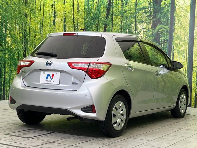 TOYOTA VITZ HYBRID 2018