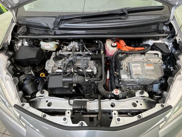 TOYOTA VITZ HYBRID 2018