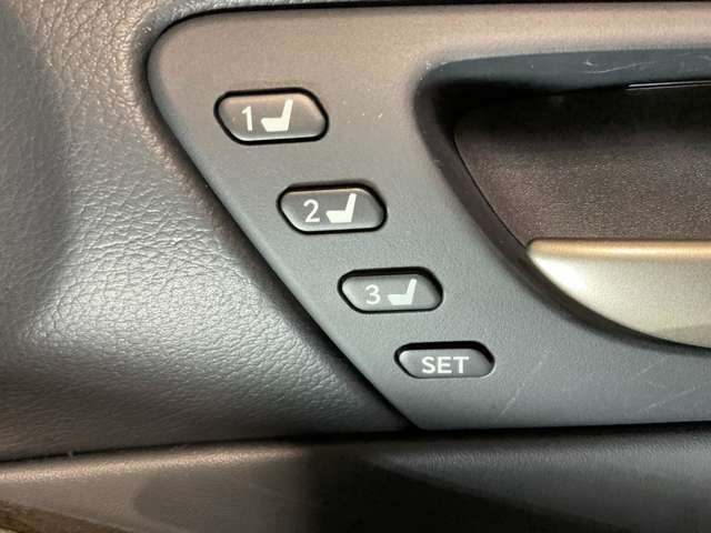 TOYOTA LEXUS IS300h 2017