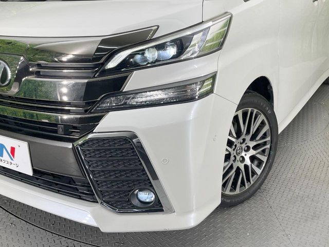 TOYOTA VELLFIRE 2017