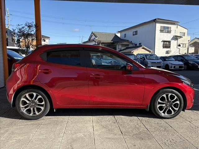 MAZDA DEMIO 2015