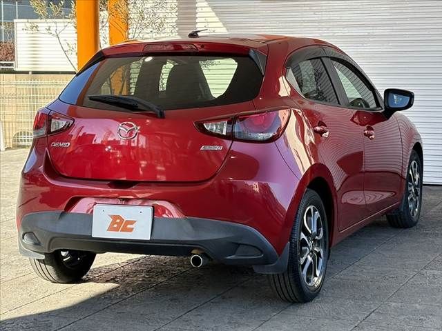 MAZDA DEMIO 2015