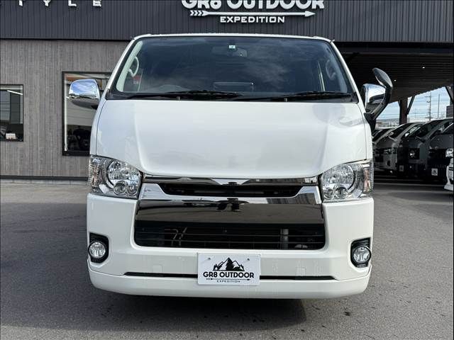 TOYOTA HIACE van 2WD 2018
