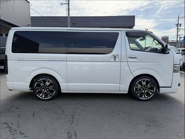 TOYOTA HIACE van 2WD 2018