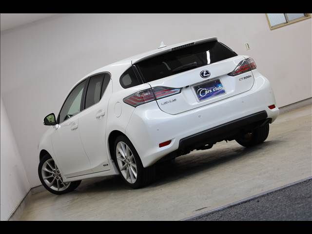 TOYOTA LEXUS CT200h 2011