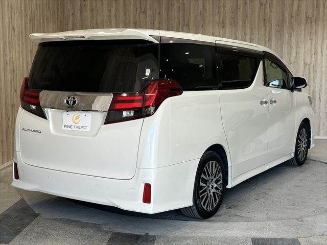 TOYOTA ALPHARD 2015
