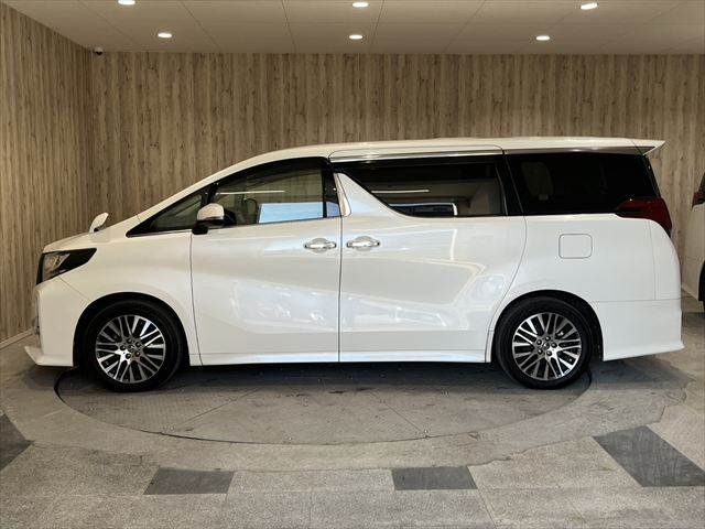 TOYOTA ALPHARD 2015