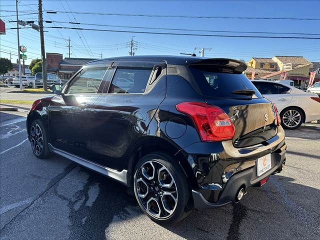 SUZUKI SWIFT 2018