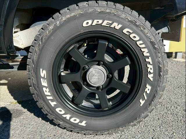 SUZUKI JIMNY 4WD 2012