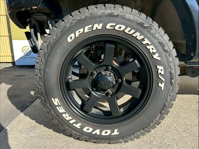 SUZUKI JIMNY 4WD 2012