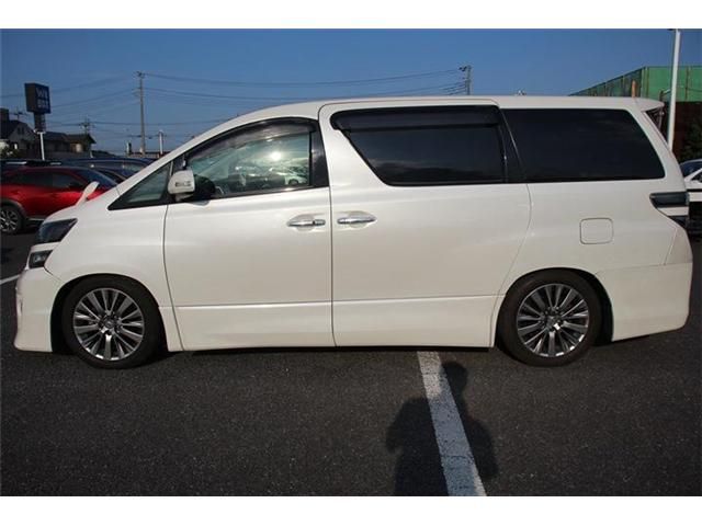 TOYOTA VELLFIRE 2014