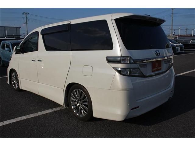 TOYOTA VELLFIRE 2014