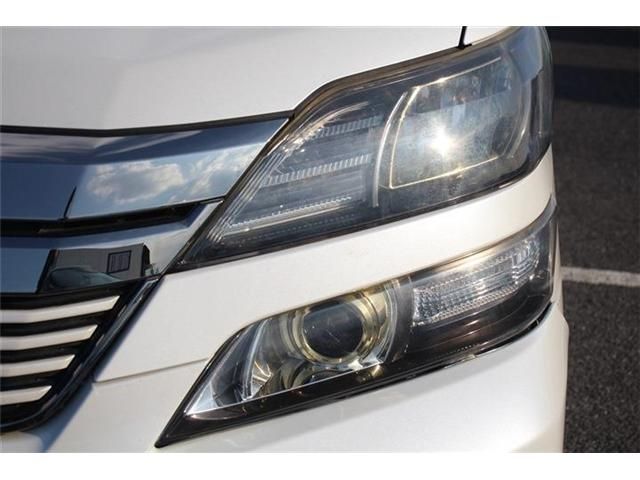 TOYOTA VELLFIRE 2014