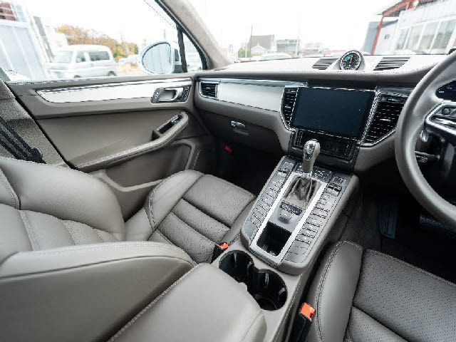 PORSCHE PORSCHE Macan 2014