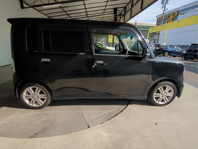 TOYOTA PIXIS SPACE CUSTOM 2014