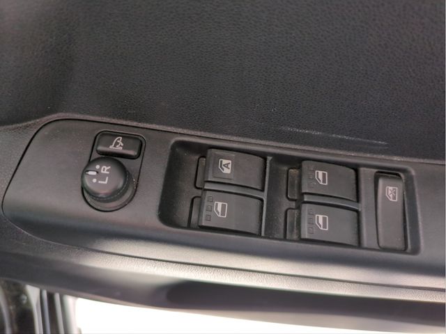 TOYOTA PIXIS SPACE CUSTOM 2014