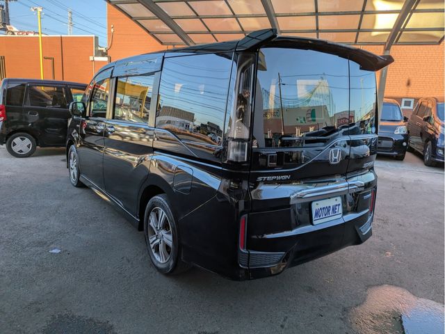 HONDA STEPWAGON SPADA 2017