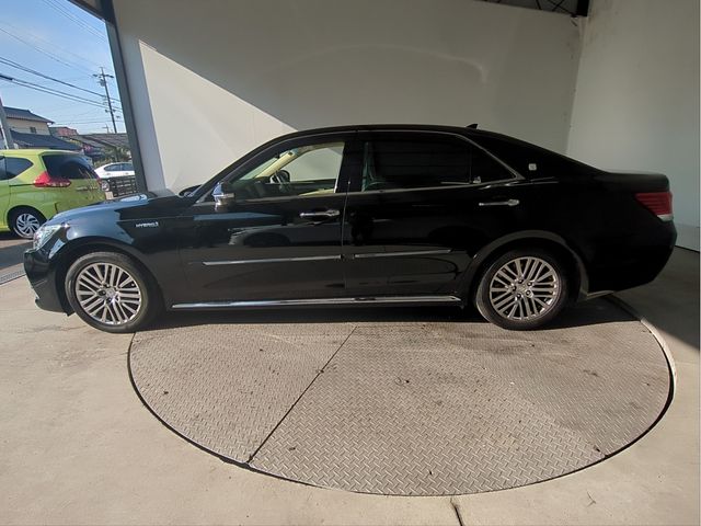 TOYOTA CROWN MAJESTA 2014