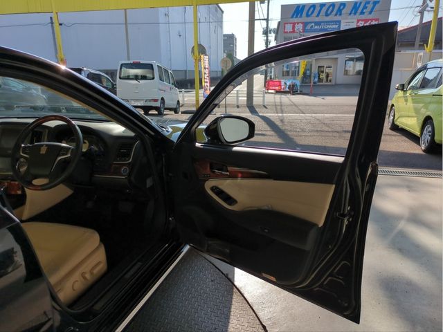 TOYOTA CROWN MAJESTA 2014