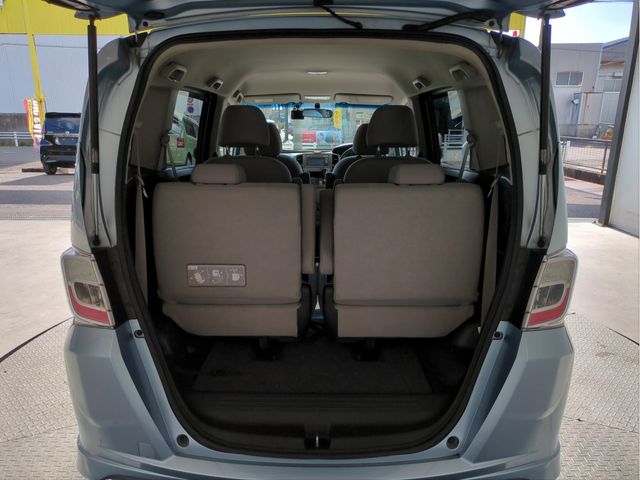 HONDA FREED HYBRID 2012