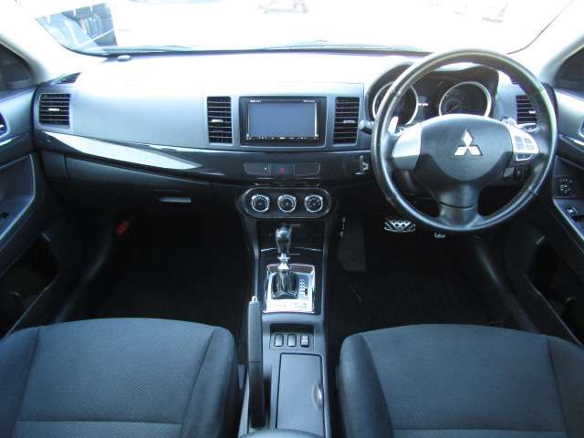 MITSUBISHI GALANT FORTIS 4WD 2013