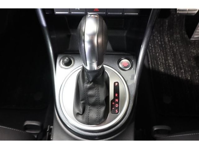 VOLKSWAGEN VOLKSWAGEN The BEETLE 2018