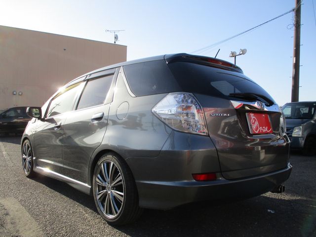 HONDA FIT SHUTTLE HYBRID 2012