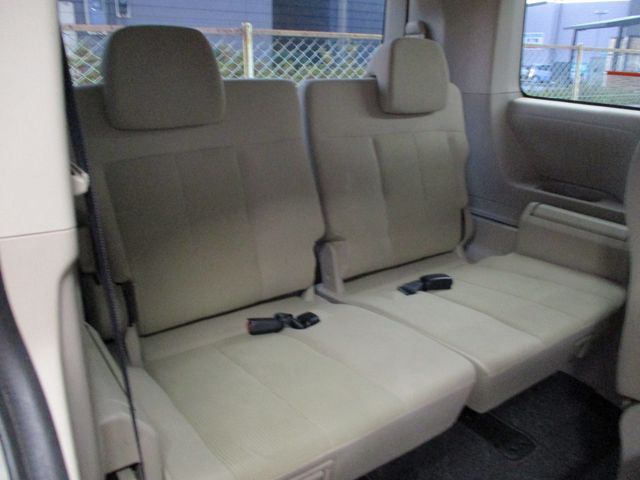 MITSUBISHI DELICA D:5 4WD 2013
