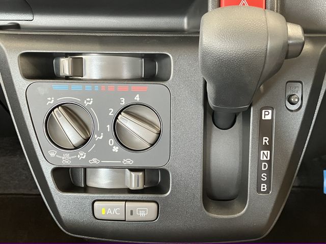 DAIHATSU MIRA e:S 2023