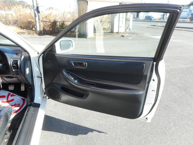 HONDA INTEGRA coupe 1999