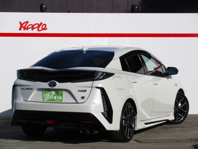 TOYOTA PRIUS PHV 2018