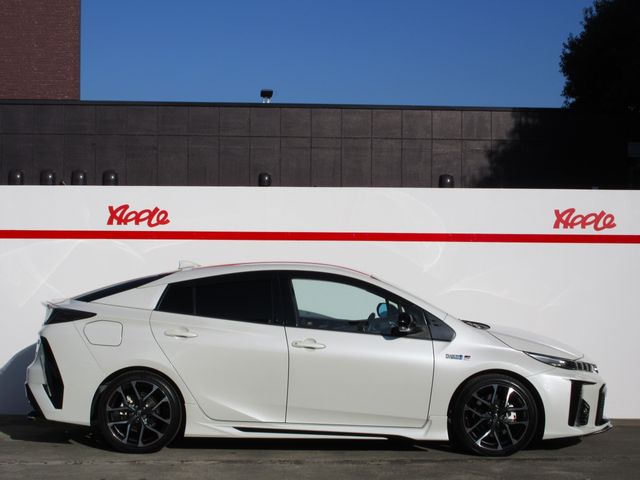 TOYOTA PRIUS PHV 2018