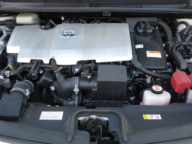 TOYOTA PRIUS PHV 2018