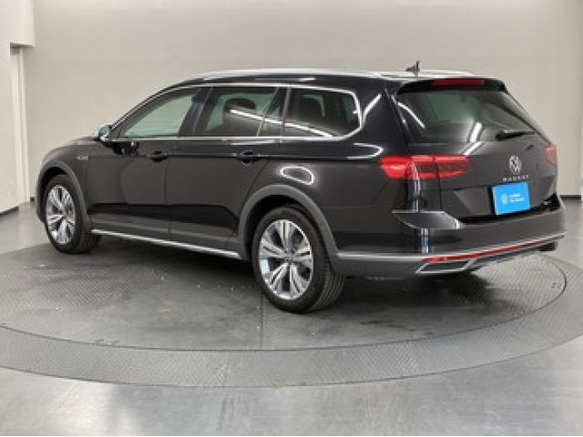 VOLKSWAGEN VOLKSWAGEN PASSAT Alltrack 2023