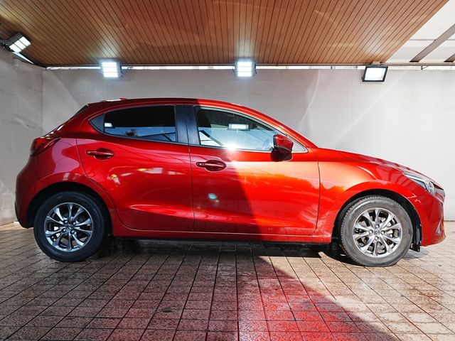 MAZDA DEMIO 2019