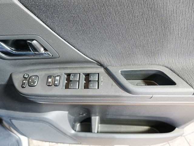 TOYOTA VELLFIRE 2009