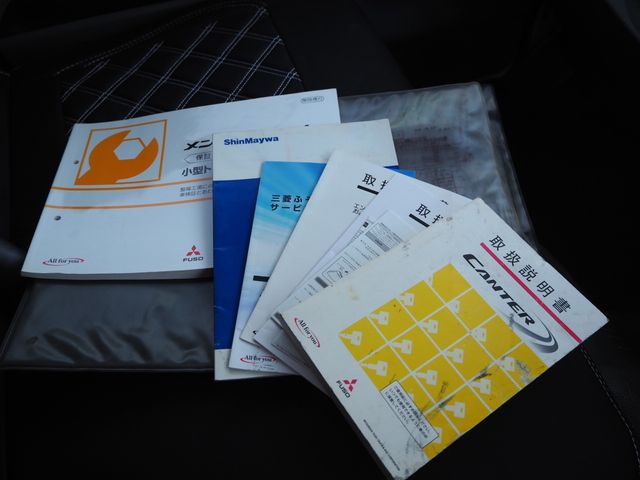 MITSUBISHI CANTER 2014