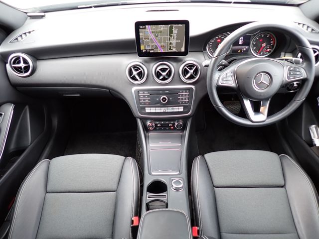 MERCEDES BENZ MERCEDES BENZ A class 2017