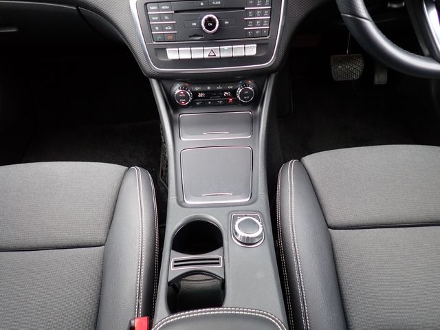 MERCEDES BENZ MERCEDES BENZ A class 2017