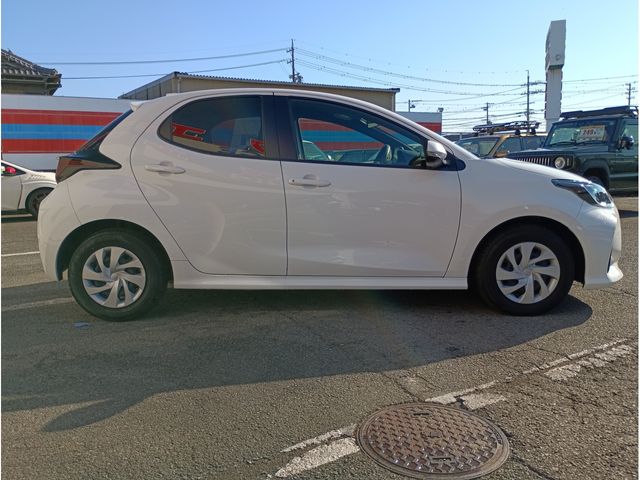 TOYOTA YARIS 2023