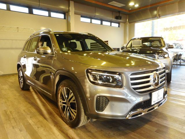 MERCEDES BENZ MERCEDES BENZ GLB 2024